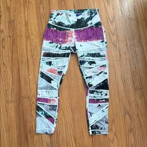 Lululemon High Times Pant Unicorn Tears 7/8 length